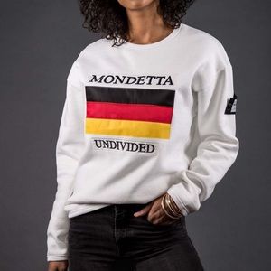 mondetta sweater